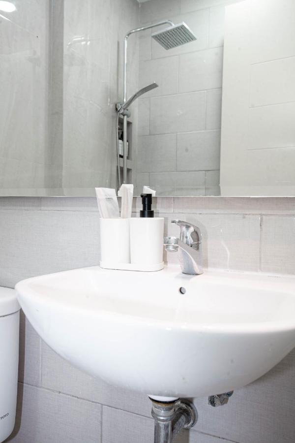 New 2Br Apartment In Benson Connected To Pakuwon Mall Surabaya Barat Екстериор снимка